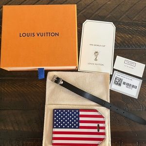 LOUIS VUITTON 🇺🇸 FIFA World Cup 2018 Luggage Tag